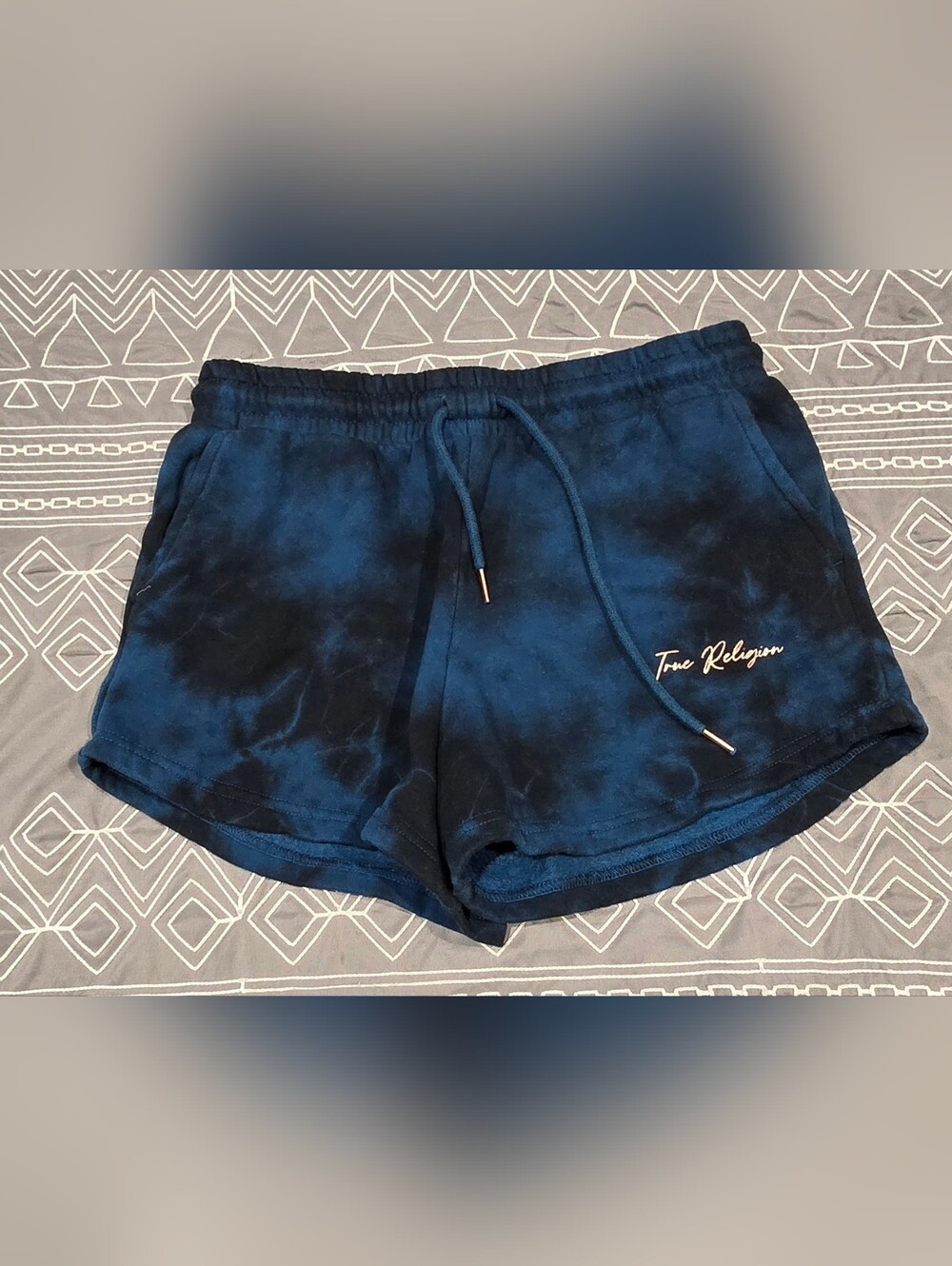 True Religion Foil Logo Fleece Shorts Size Medium